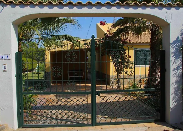 別荘 Quinta - Maca *